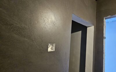 Total Black Look w Szczytnej! Mikrocement na Ścianach i Suficie