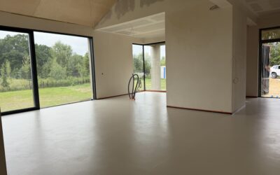 120 metrów kwadratowych perfekcji: Wodoodporny mikrocement MicrOne